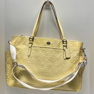 COACH PEYTON OP ART EMBOSSED PATENT MULTIFUNCTION TOTE EUC IN BUTTERCUP YELLOW